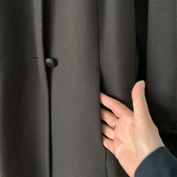 Brown 100% wool coat faux fur collar and cuffs,excellent condition,made in USA,L - Picture 6 of 9